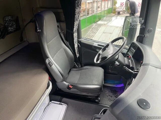 Standard tractor Scania R450 ADR/VLG,Retarder,Gardner Denver compressor...