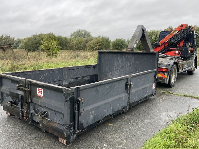 Haakarm vrachtwagen + Kraan Palfinger Mercedes-Benz Atego 1828