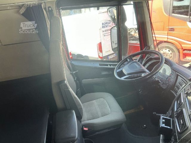 Τυπική μονάδα τράκτορα IVECO AS440S48T/P
