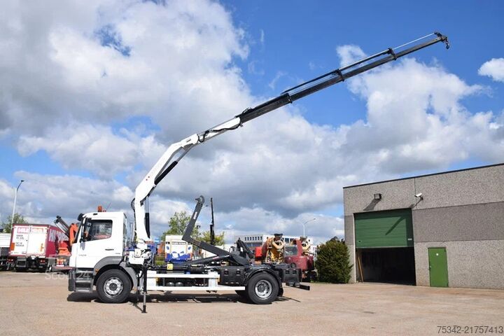 Koukkuvarsijärjestelmä Mercedes-Benz Axor 1829 +Effercrane 110/4s