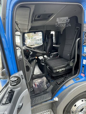 Camión con carrocería de caja, plataforma elevadora, 6 plazas, apto para mudanzas Mercedes-Benz Atego 816L L-Haus 6-Sitze Möbelkoffer LB