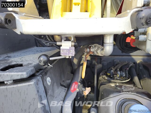 Tankbil Mercedes Antos 1824 4X2 13500ltr Fuel tanker 4 comparmen...