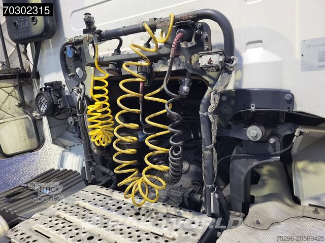 Volume SCM Scania R490 4X2 NL-Truck Mega Retarder 2x Tanks