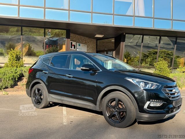 Kombijevsko vozilo HYUNDAI Santa Fe blue Premium 4WD