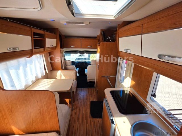 Polointegrovaný karavan XGO Coupe 300 - Festbett -  - Solar -