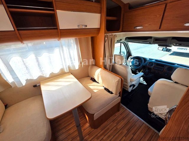 Polointegrovaný karavan XGO Coupe 300 - Festbett -  - Solar -