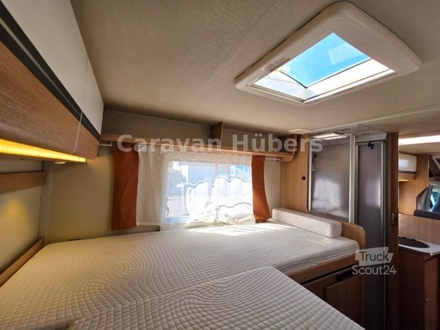 Polointegrovaný karavan ORANGECAMP T 68 - Einzelbetten - Tempomat - Klima -