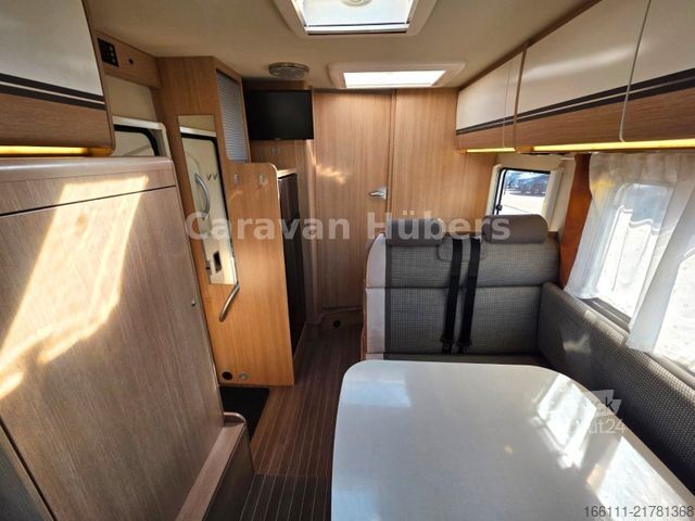 Polointegrovaný karavan ORANGECAMP T 68 - Einzelbetten - Tempomat - Klima -