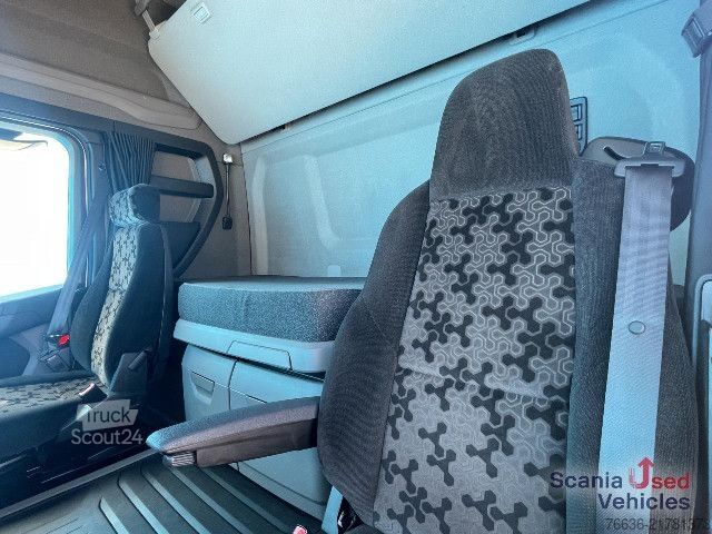Тягач большого объема Scania R 460 A4x2EB RETARDER MEGA/VOLUME VECTO 3