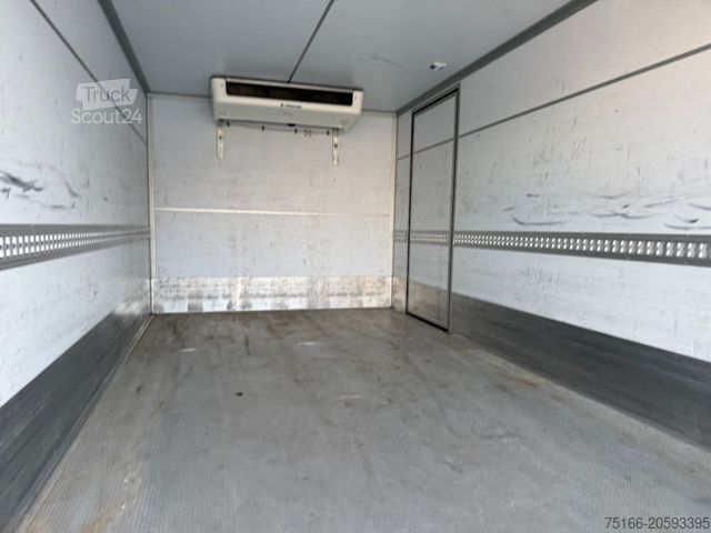 Autoutilitară frigorifică MERCEDES-BENZ ATEGO 821 L Kühlkoffer 5 m LBW 1 to.*THERMO*E6D
