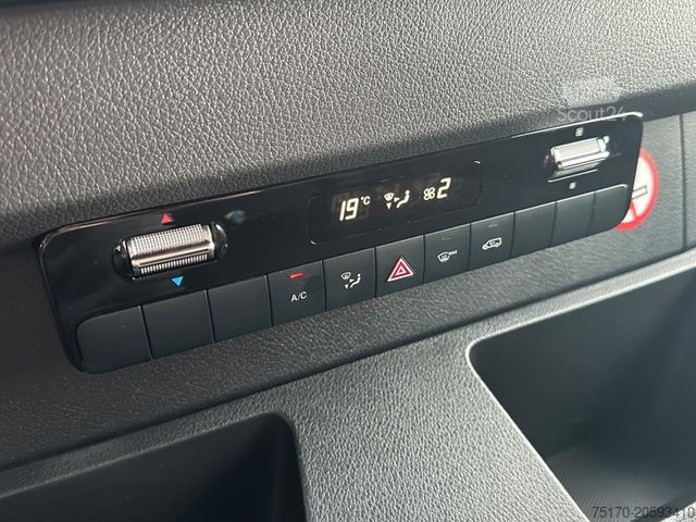 Magas tetős furgon MERCEDES-BENZ Sprinter 317 CDI 9G 4325 Klima Kamera  SHZ AHK