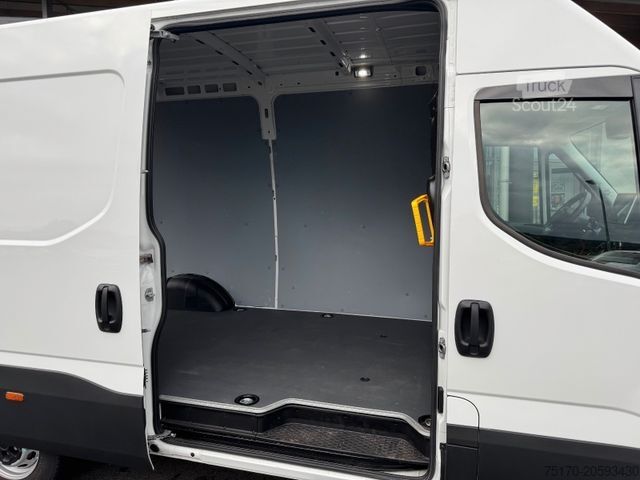Varebil IVECO Daily 35S16 A8 *R3.520mm*Automatik*AHK*ACC*