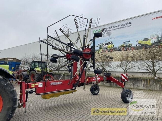 Rastrillo henificador Fella TS 880