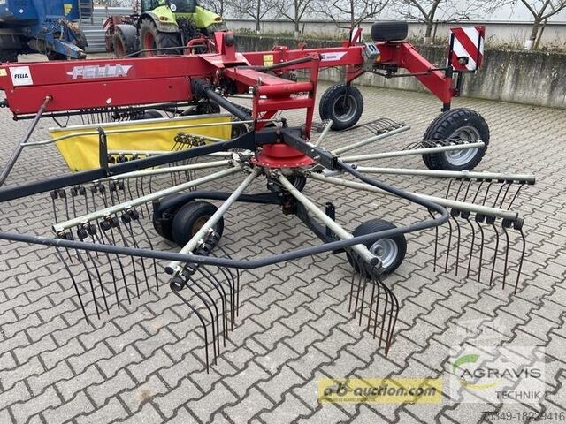 Rastrillo henificador Fella TS 880