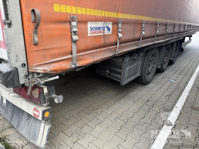 Open oplegger met zeil Schmitz Cargobull Curtainsider Mega