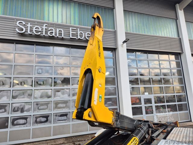 Tovornjak s kavljem za kontejnerje MERCEDES-BENZ Arocs 2548 L 6x2/4 HAD Palfinger T20A AHK