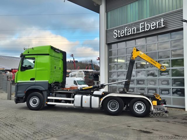 Kampós konténerszállító teherautó MERCEDES-BENZ Arocs 2548 L 6x2/4 HAD Palfinger T20A AHK