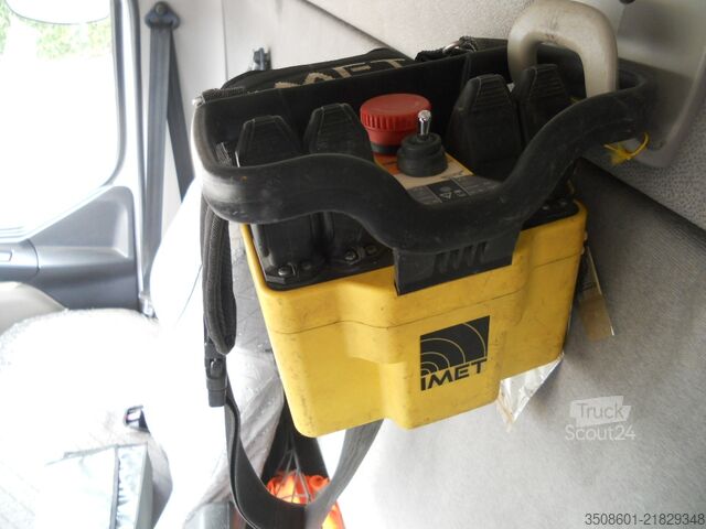 Vrachtwagen met kraan en kipper Renault Midlum 220