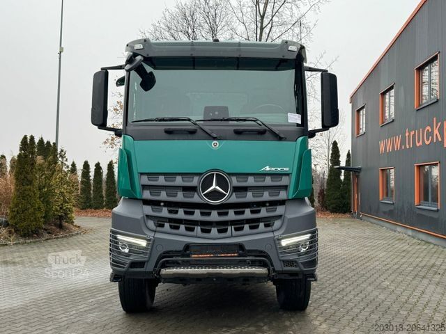 Kiper kamion MERCEDES-BENZ Arocs 3351 6x6 Kipper Bordmatic Meiller