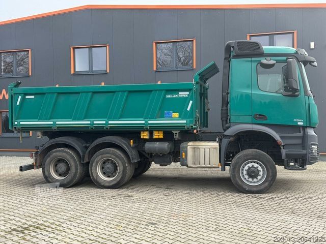 Wywrotka MERCEDES-BENZ Arocs 3351 6x6 Kipper Bordmatic Meiller