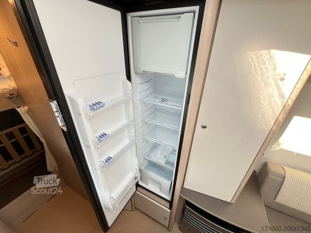 Bivalnik BÜRSTNER Premio Life 415 TK