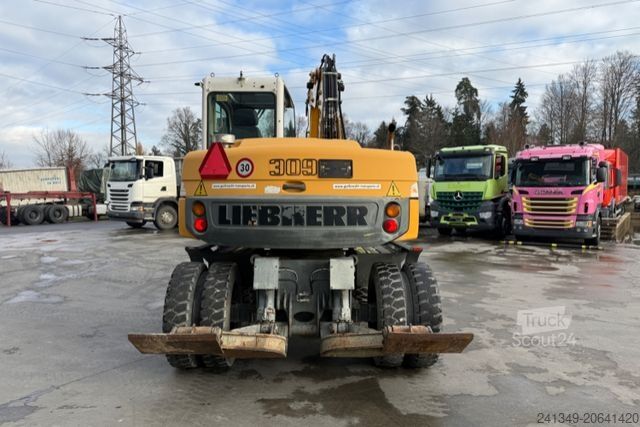 Другое LIEBHERR 309 Litronic Spitzhammer/ 2xSchaufeln