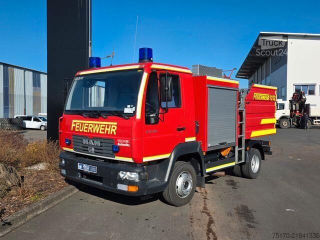MAN LE 8.150 пожарен автомобил SLF 25/25 100/2500 литра MAN LE 8.150 Löschfahrzeug SLF 25/25 100/2500 Liter