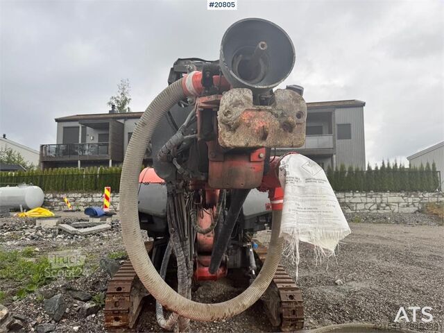 Maskin for jordboring Sandvik Dino DC400RI Drilling Rig.