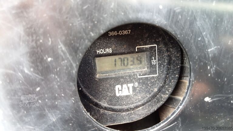 حفار صغير <7 طن Caterpillar 303.5E2 CR with 3 buckets