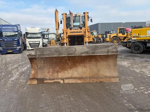 Nivelačný stroj Liebherr PR 724 LGP