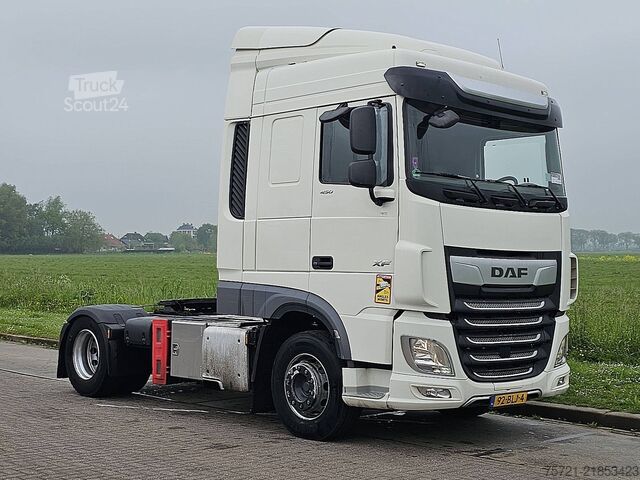 Standard-SZM DAF XF 450 SPACECAB