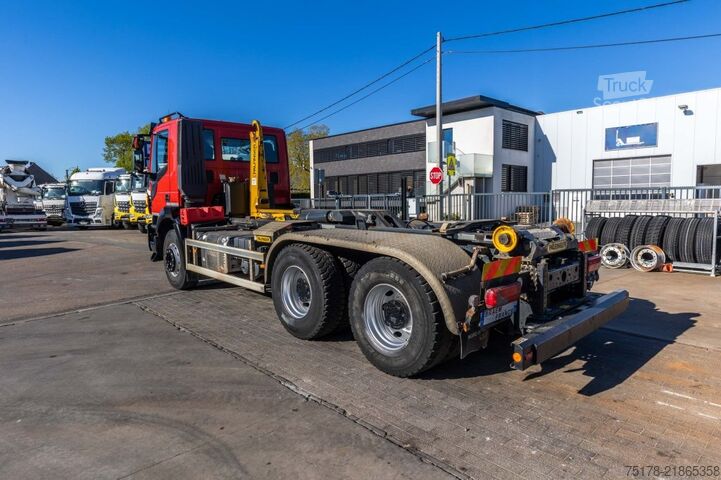 Haakarmsysteem IVECO 420X-WAY+6X4+AMPLIROLL PALF 20T