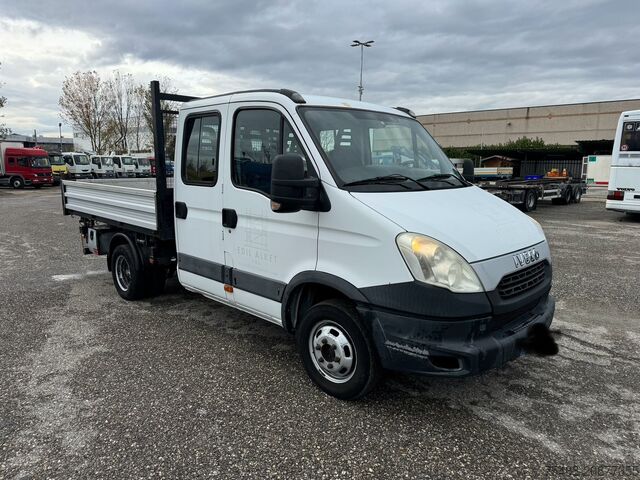 Doka trijų pusių savivartis 4x2 Iveco DAILY 35 C 13