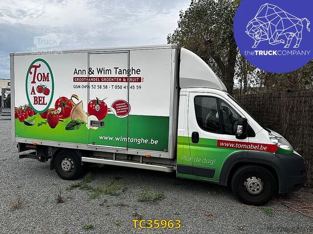 Lagaminas Peugeot Boxer 2.0 HDI BOX + LIFT