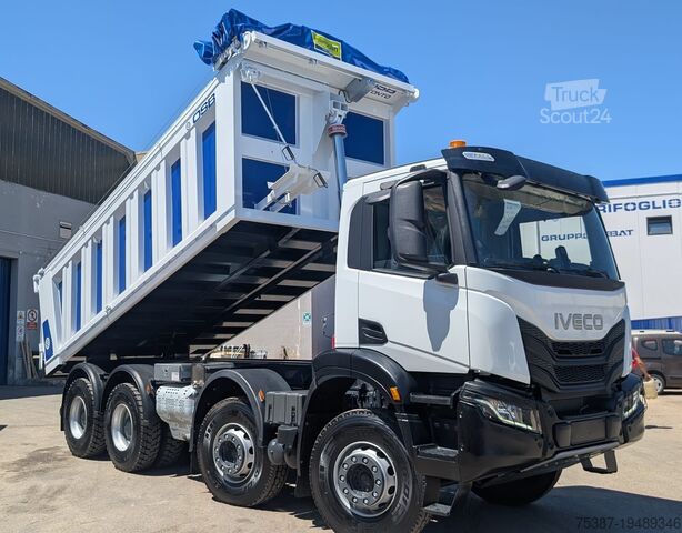 Wywrotka IVECO Trakker