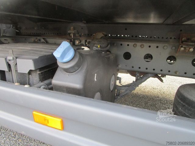 شاحنة صندوقية MERCEDES-BENZ Atego 818 L MP4*KLIMA+3-Sitze+LBW+6,10m*EURO.6*