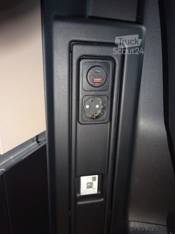 Kemperis MERCEDES-BENZ V 300 Marco Polo 4Matic Autm. AMG el. Dach