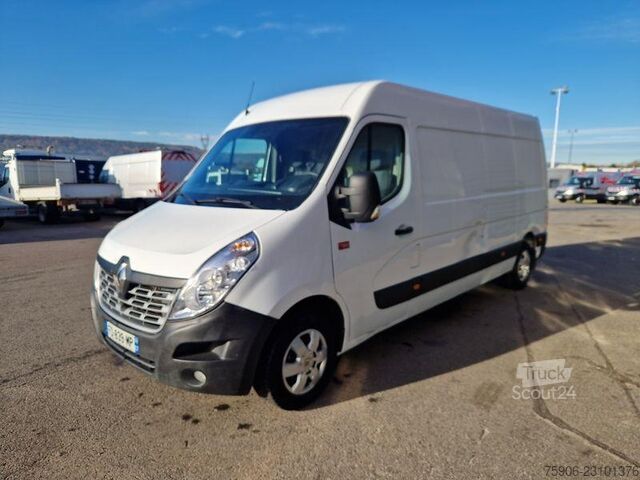  Renault Master