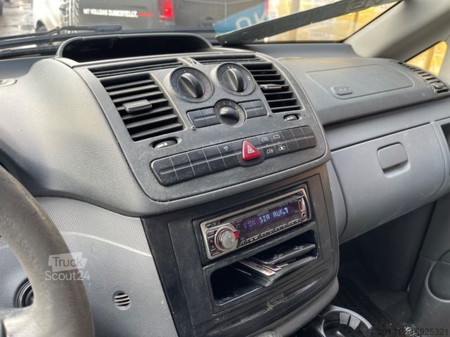 Κλειστό βαν MERCEDES-BENZ Vito Kasten 109 CDI lang Bj 2006