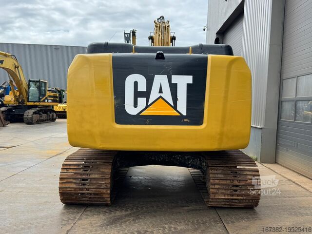 Raupenbagger Caterpillar 320FL incl. 3 x Bucket