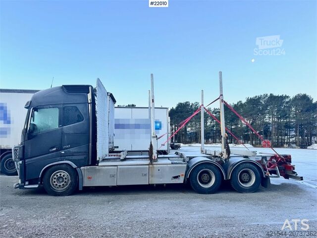 Timmertransportör Volvo FH750 6x4 Timber truck. Without crane.
