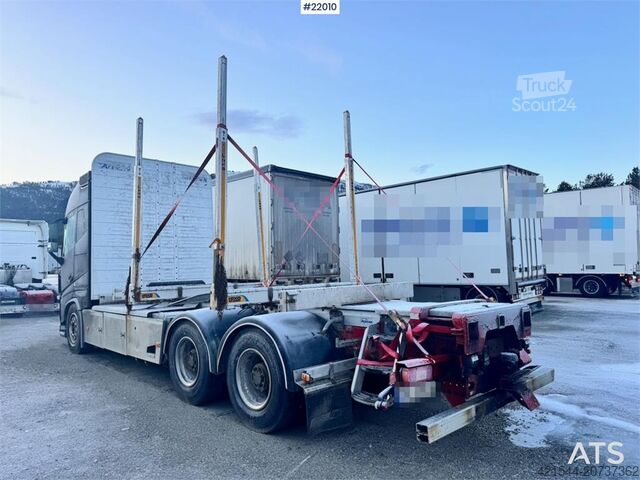Timmertransportör Volvo FH750 6x4 Timber truck. Without crane.