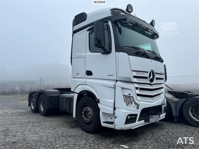 Standard tractor Mercedes-Benz Actros 2551 6x2 Tractor Unit – Repair Object