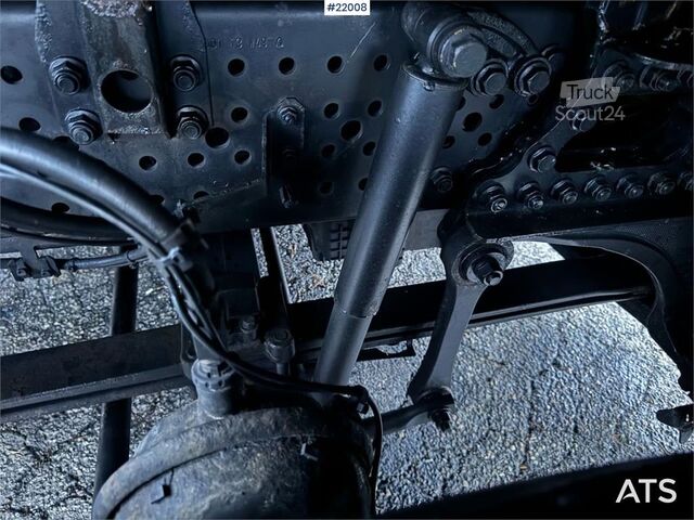 Standard tractor Mercedes-Benz Actros 2551 6x2 Tractor Unit – Repair Object