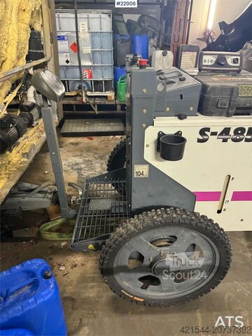 Somero S-485 betonskraber Somero S-485 Concrete Screed