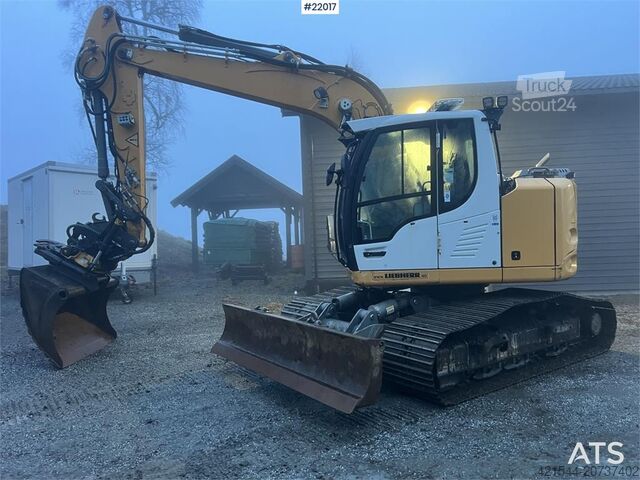 Kāpurķēžu ekskavators Liebherr R914 k STD excavator w/ rototilt, sanding bucket a