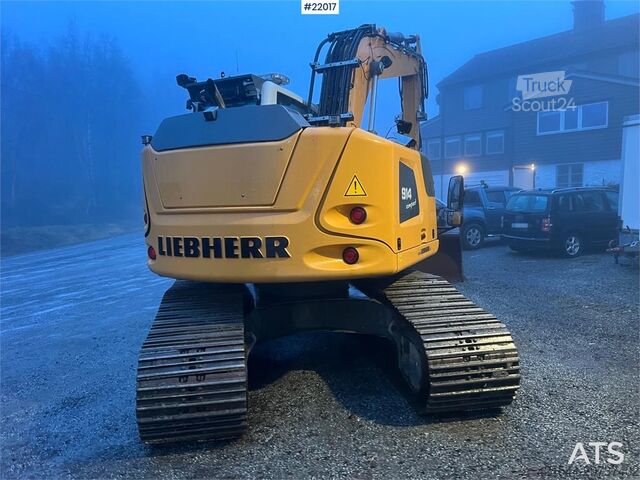 Rupsgraafmachine Liebherr R914 k STD excavator w/ rototilt, sanding bucket a
