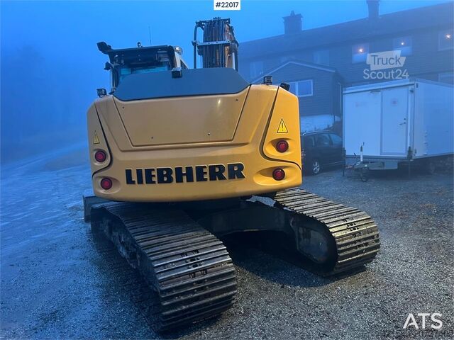 Kāpurķēžu ekskavators Liebherr R914 k STD excavator w/ rototilt, sanding bucket a