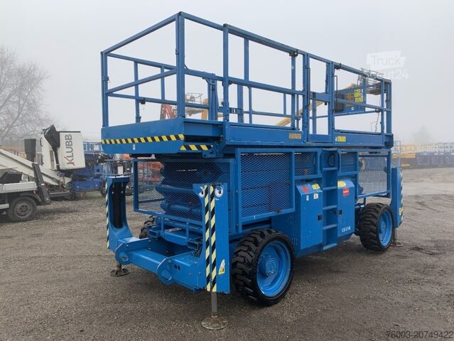 šķērveida pacēlājs Genie GS4390 - 15,11m, diesel, 4x4