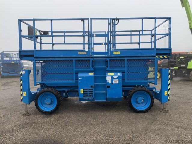 šķērveida pacēlājs Genie GS4390 - 15,11m, diesel, 4x4